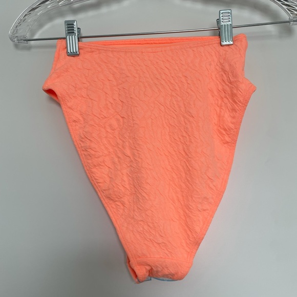 Asos high waisted swim bottoms - Picture 2 of 3